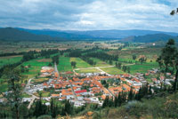 Pueblo de Cucunub cerca de la laguna de su mismo nombre.