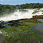<strong>La red fluvial que drena la región del Escudo de Guayana, descarga al océano Atlántico una cuarta parte del agua dulce de Suramérica. Cataratas de Jirijirimo, río Apaporis.</strong>Fotografía: Archivo iM Editores